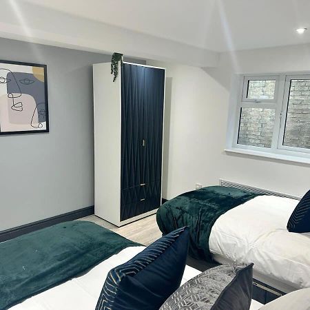 1 Bedroom Apartment - Abacus House - Huntingdon Town Centre - Contractor Friendly - Free Parking - Full Kitchen - Washer Dryer - Spacious - Ideal For Work Stays Экстерьер фото